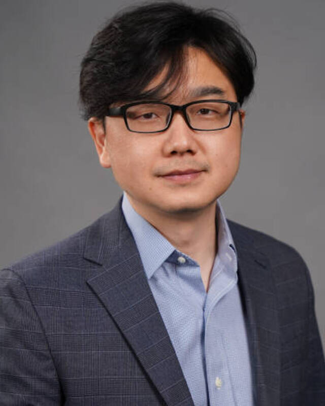 Yi Guo